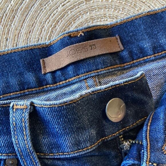 Joe's Cut-Off Blue‎ Denim Shorts Size 24 Distressed Stretchy Summer Style - Picture 3 of 5